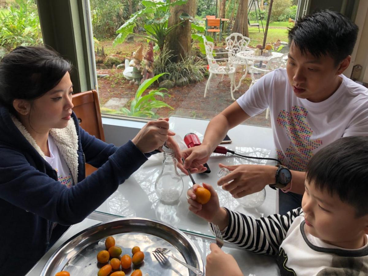 Fairy Story Village Farm B&B 둥산 외부 사진