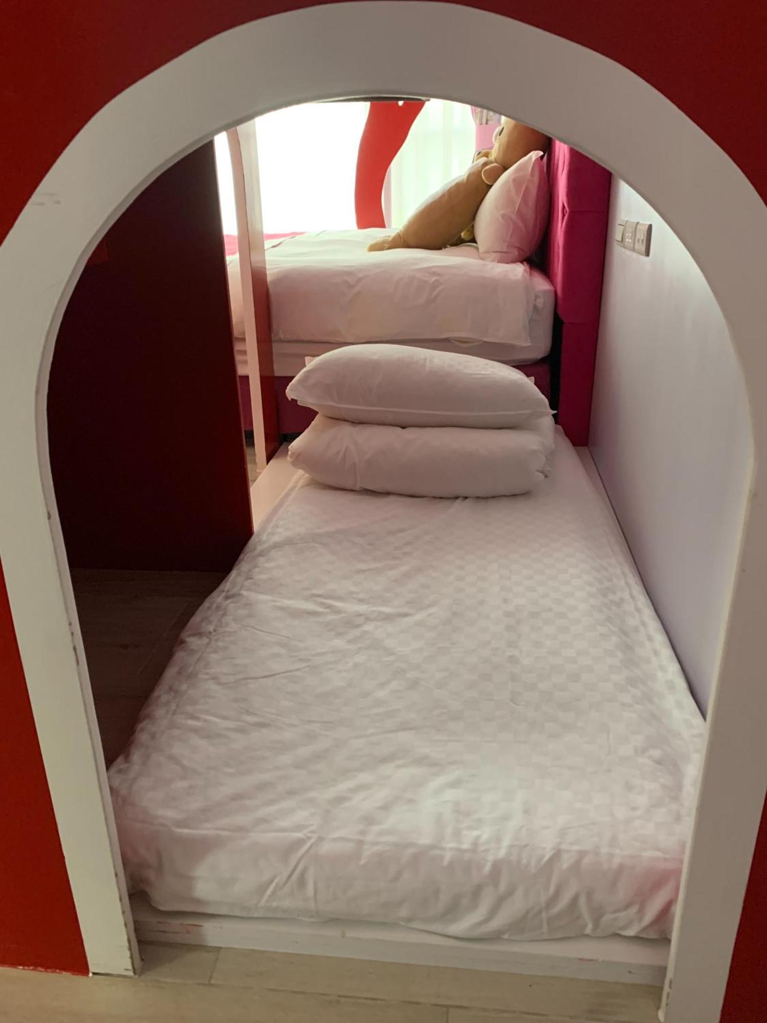 Fairy Story Village Farm B&B 둥산 외부 사진